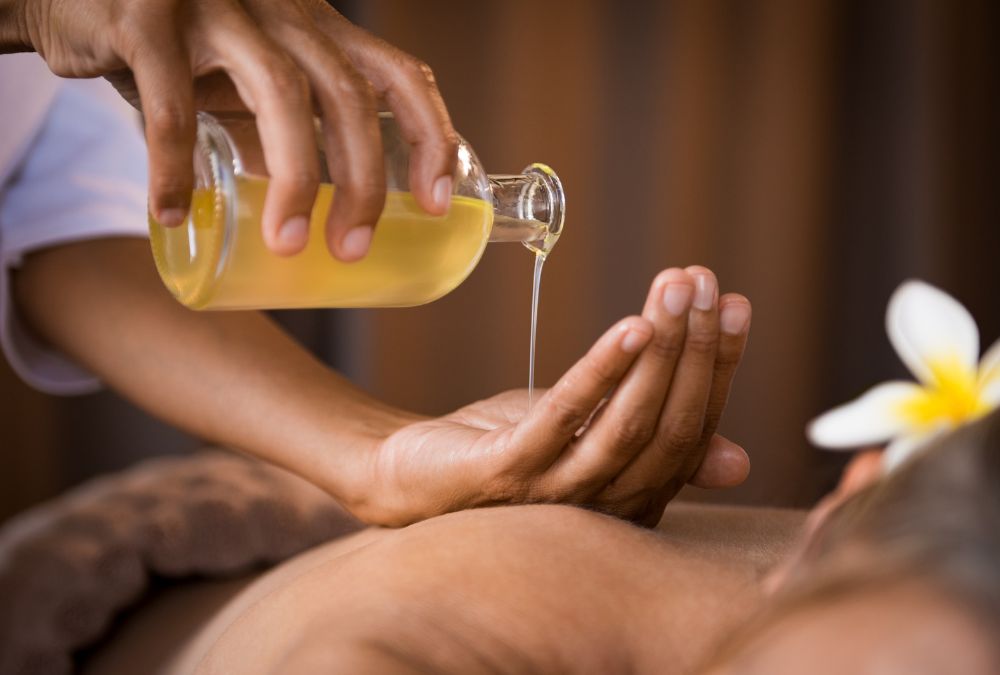 Olio da massaggio professionale - Benessere dell'olio essenziale